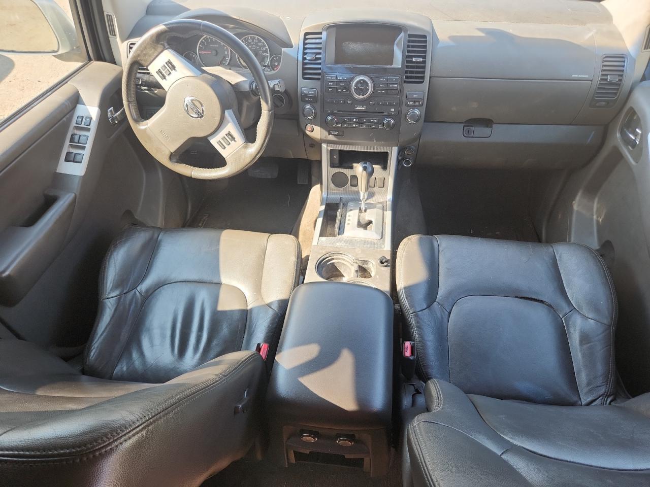 2010 NISSAN PATHFINDER