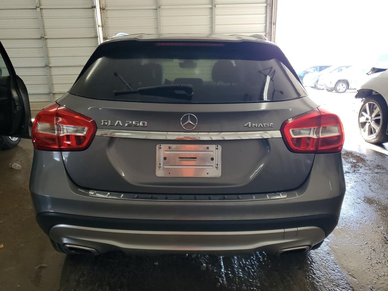 2016 MERCEDES-BENZ GLA-Class