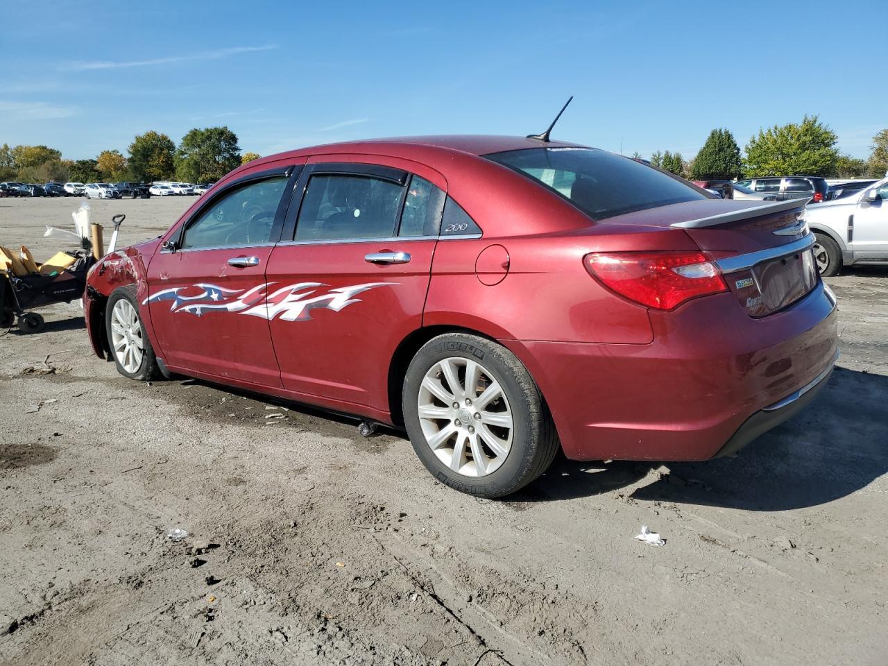 2013 CHRYSLER 200