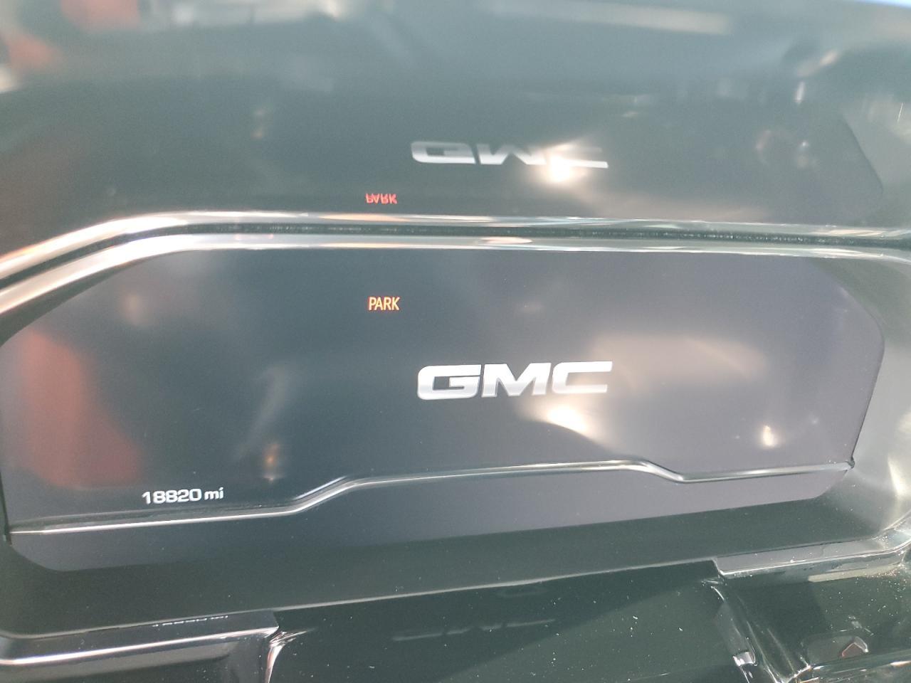 2025 GMC Sierra