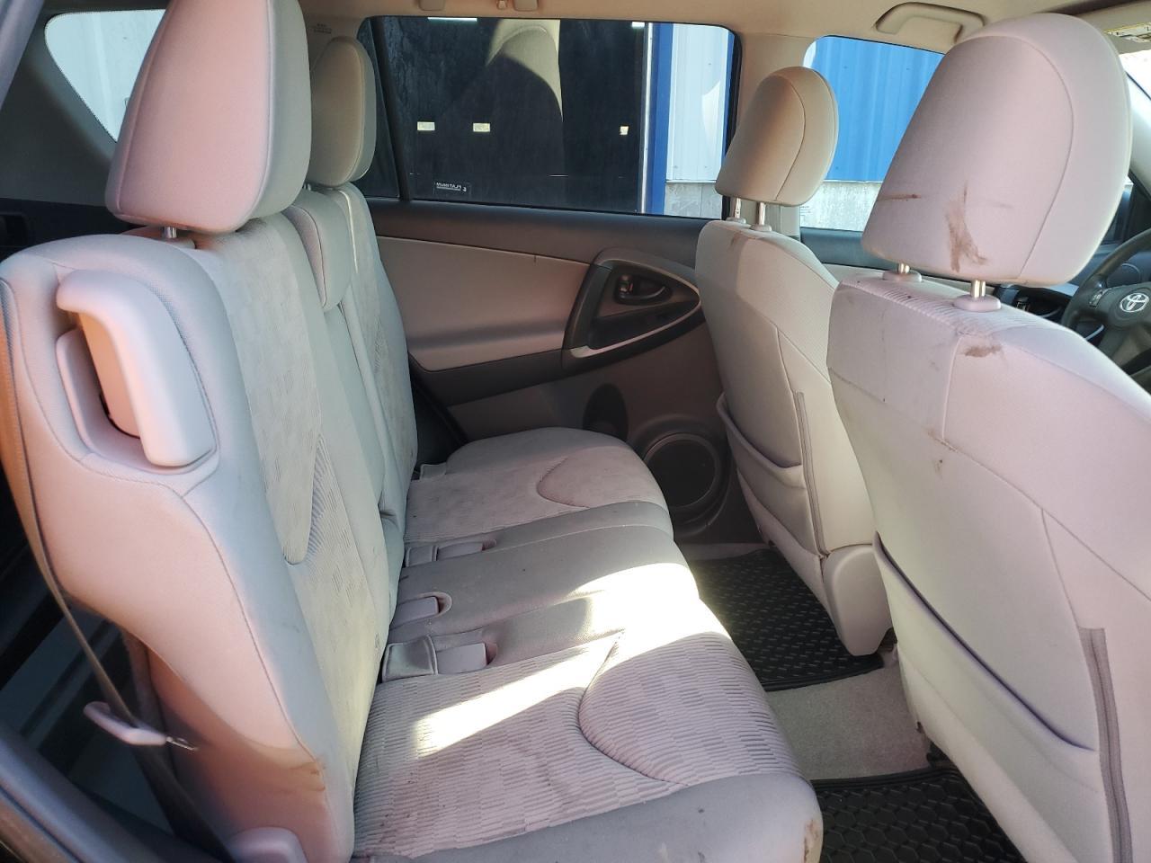 2012 TOYOTA RAV4