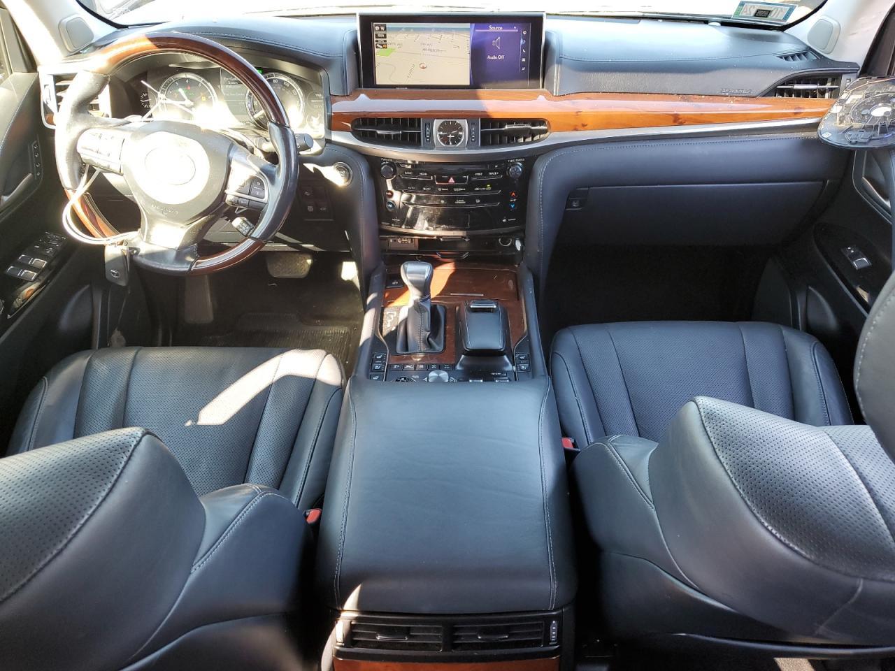2020 LEXUS Lx