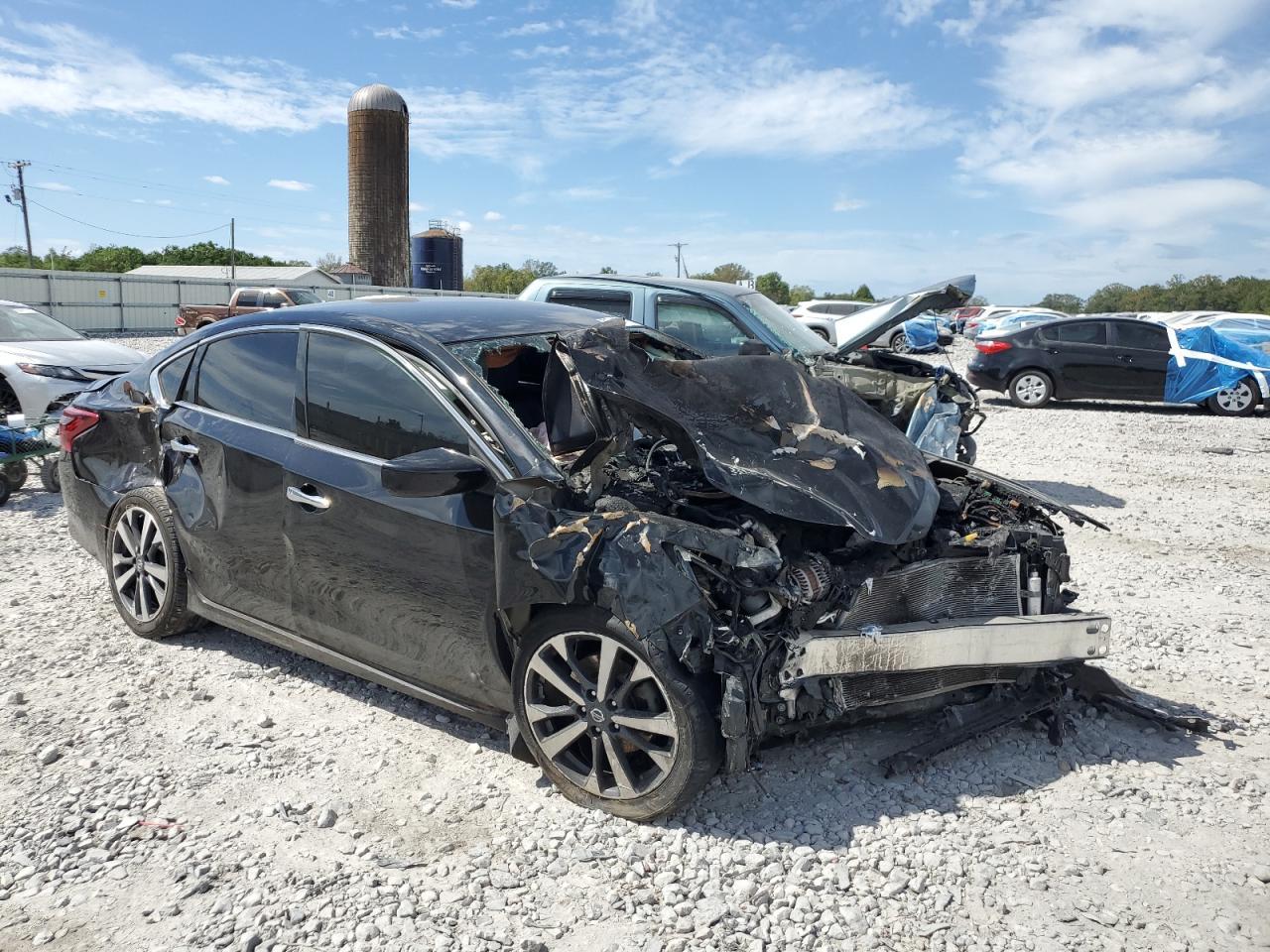 2017 NISSAN ALTIMA