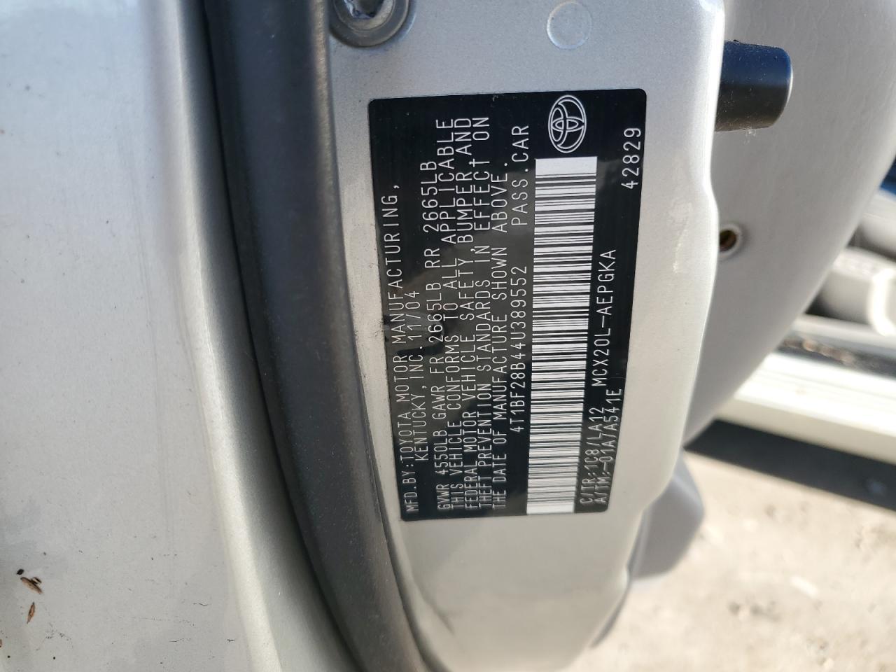 2004 TOYOTA Avalon