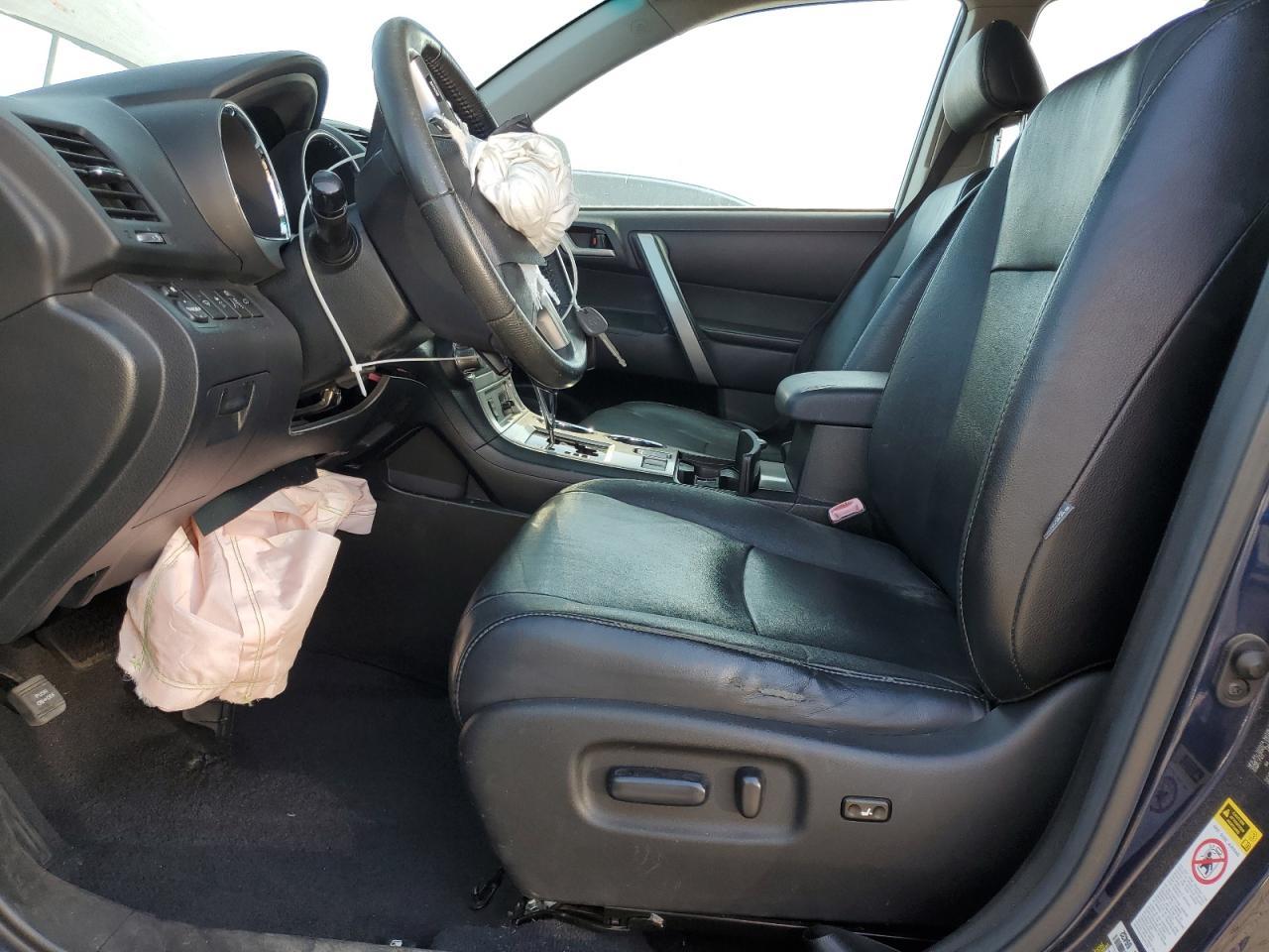 2012 TOYOTA HIGHLANDER