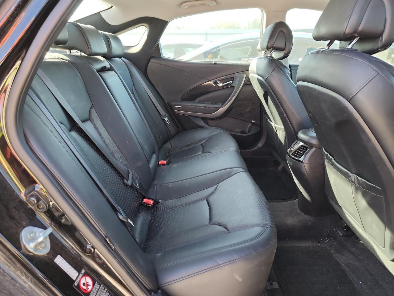 2016 HYUNDAI Azera