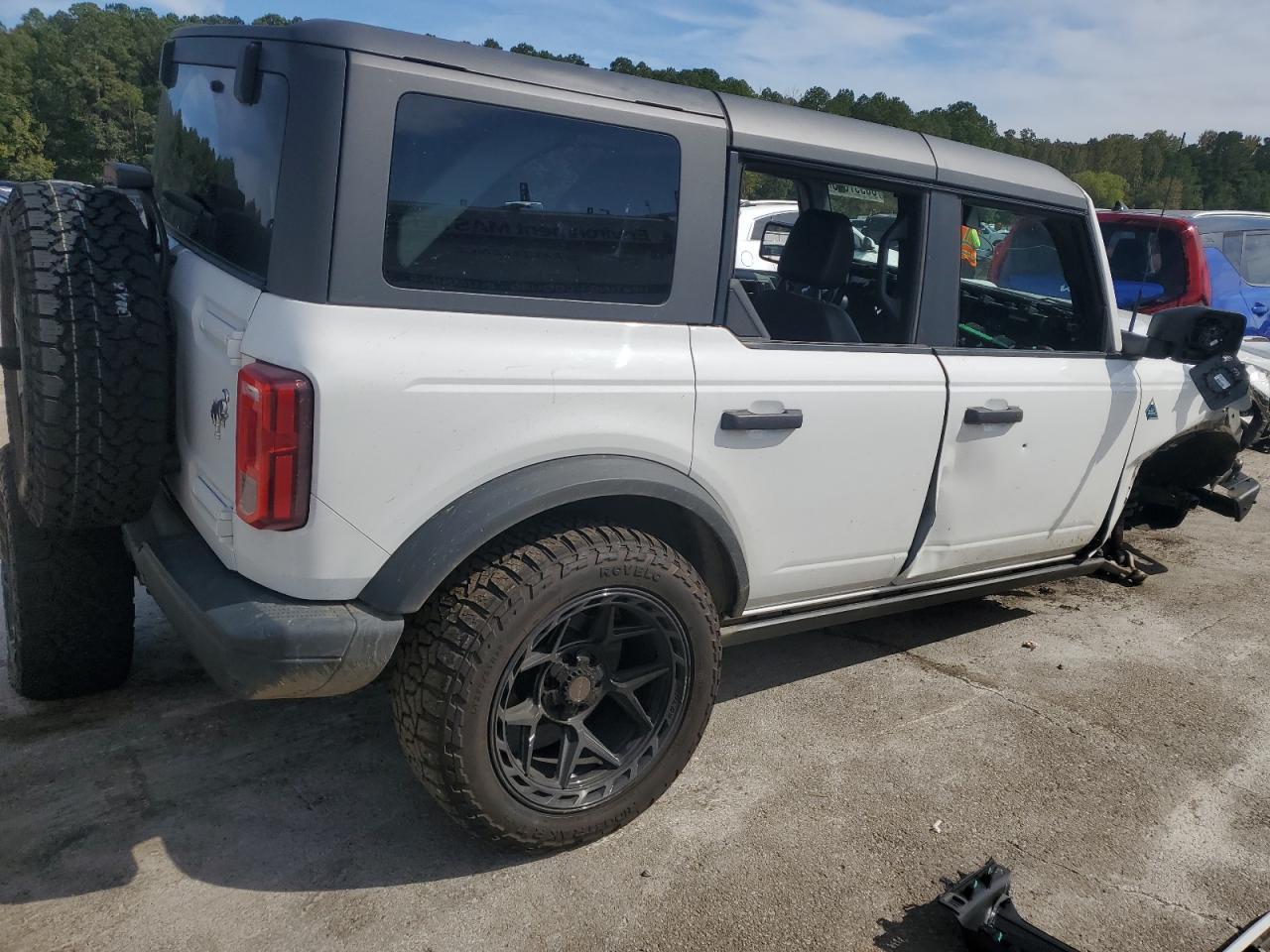 2022 FORD Bronco