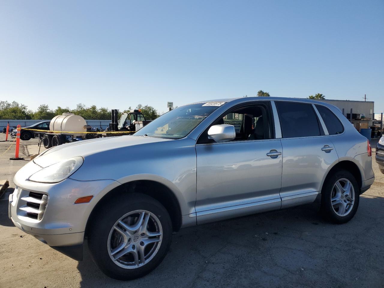 2010 PORSCHE CAYENNE