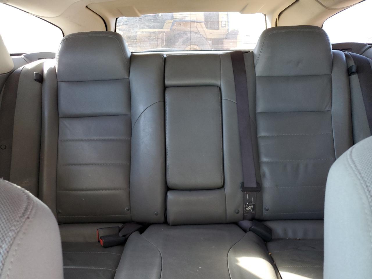 2005 DODGE MAGNUM
