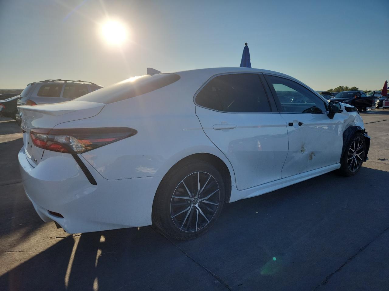 2022 TOYOTA CAMRY