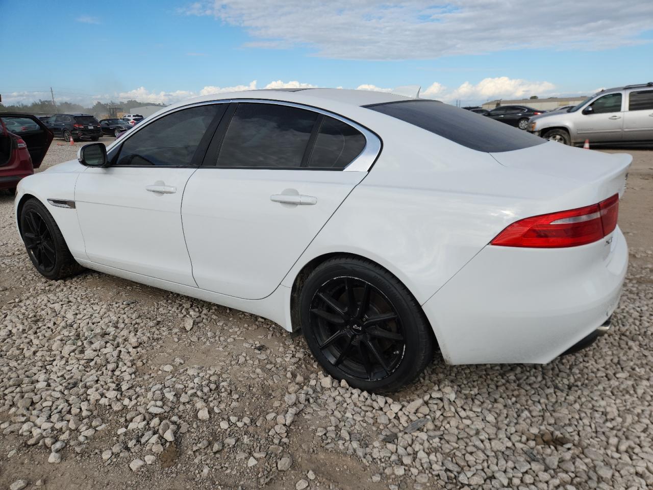 2017 JAGUAR XE