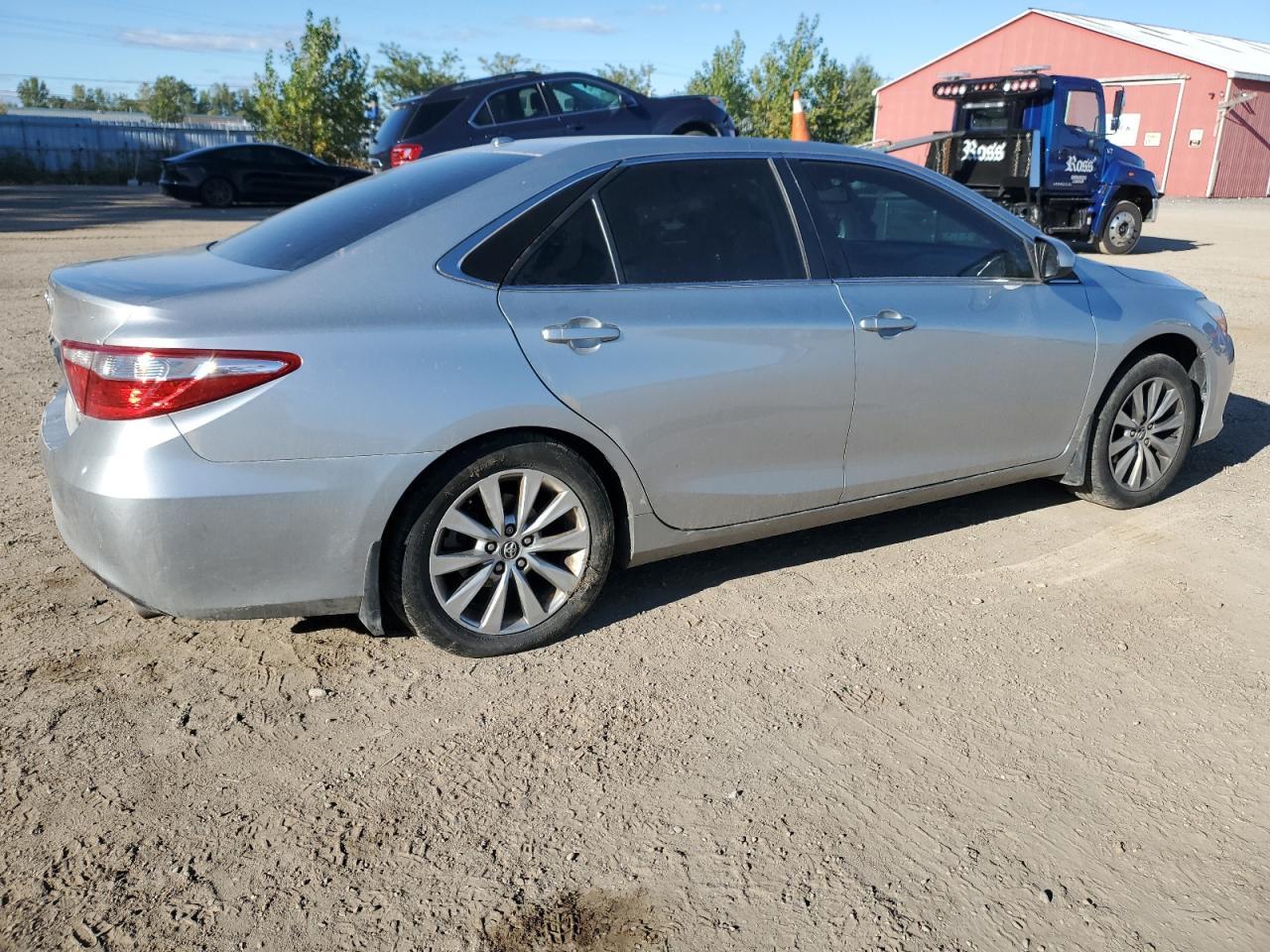 2016 TOYOTA CAMRY