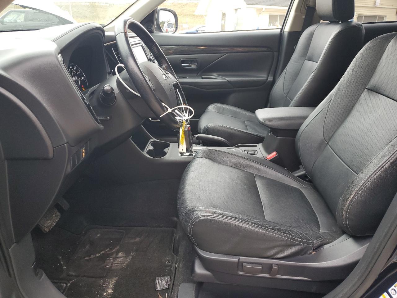 2016 MITSUBISHI outlander