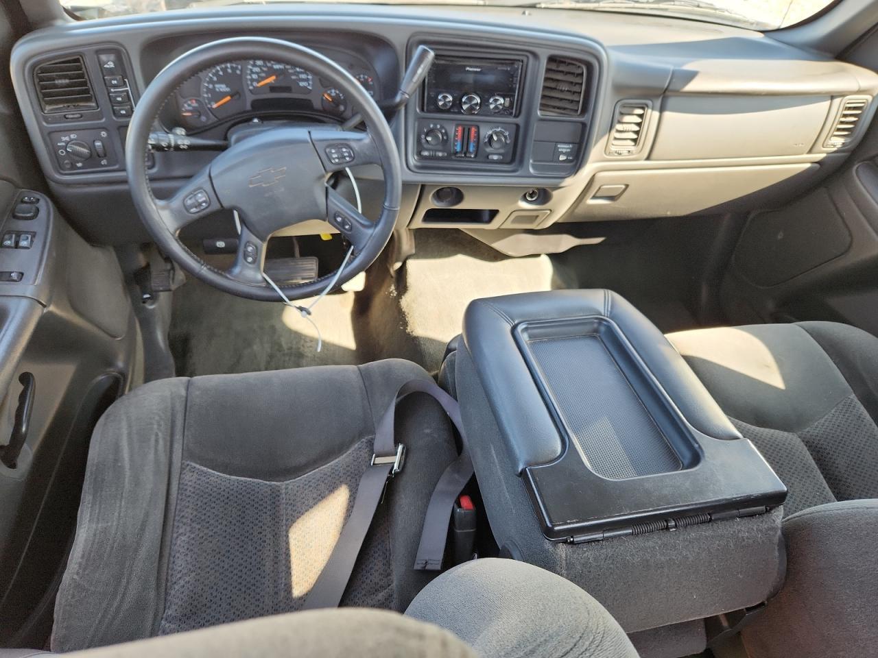 2004 CHEVROLET Silverado