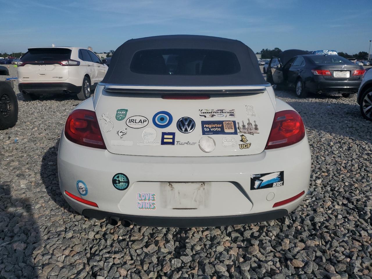 2016 VOLKSWAGEN Beetle