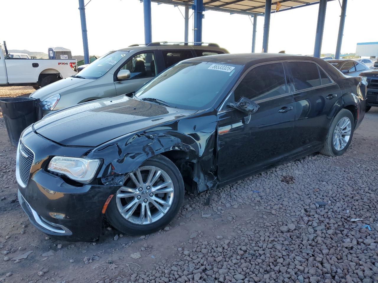 2019 CHRYSLER 300