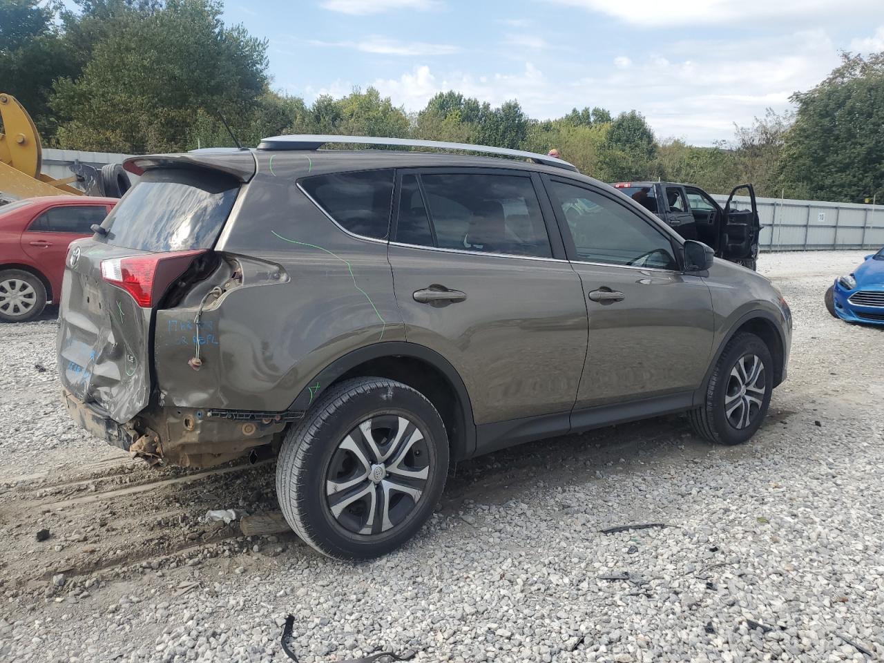 2015 TOYOTA RAV4