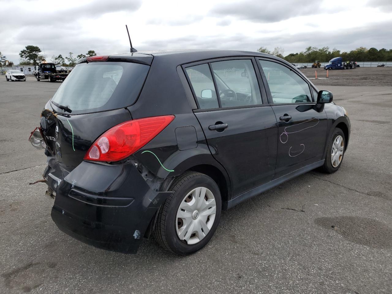 2012 NISSAN VERSA