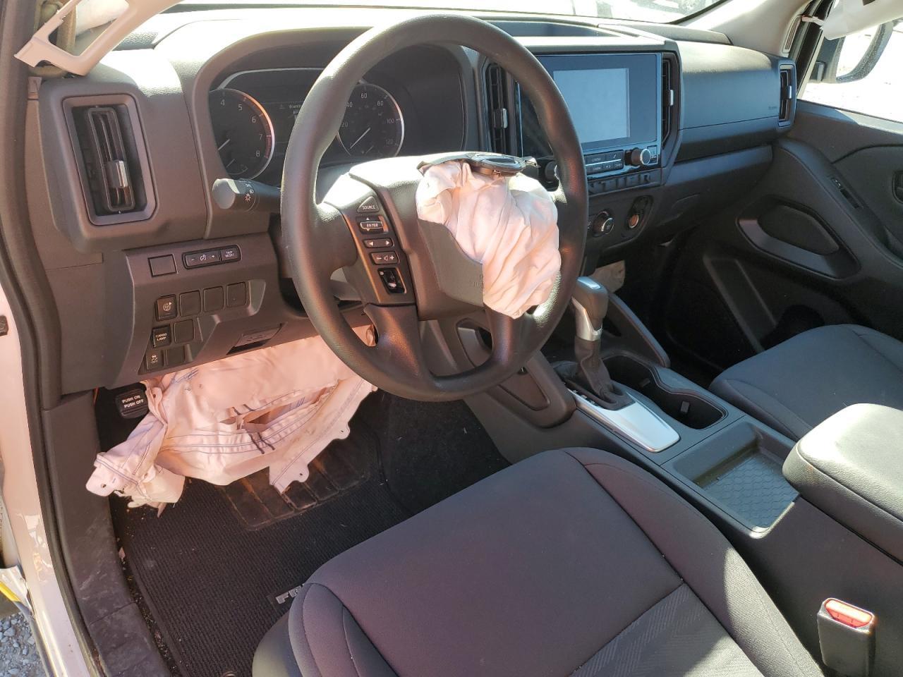 2025 NISSAN Frontier