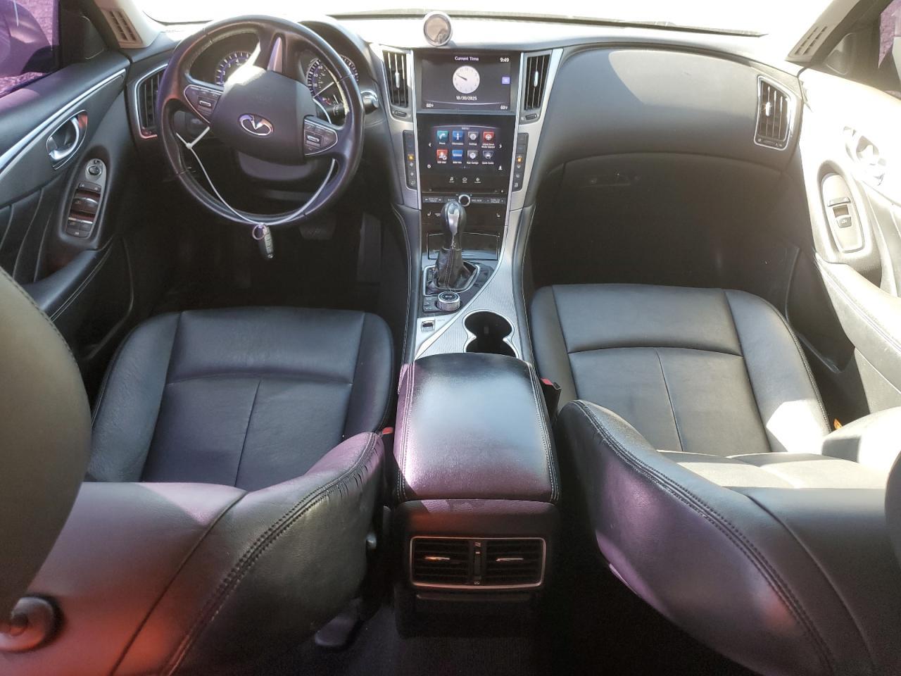2015 INFINITI Q50