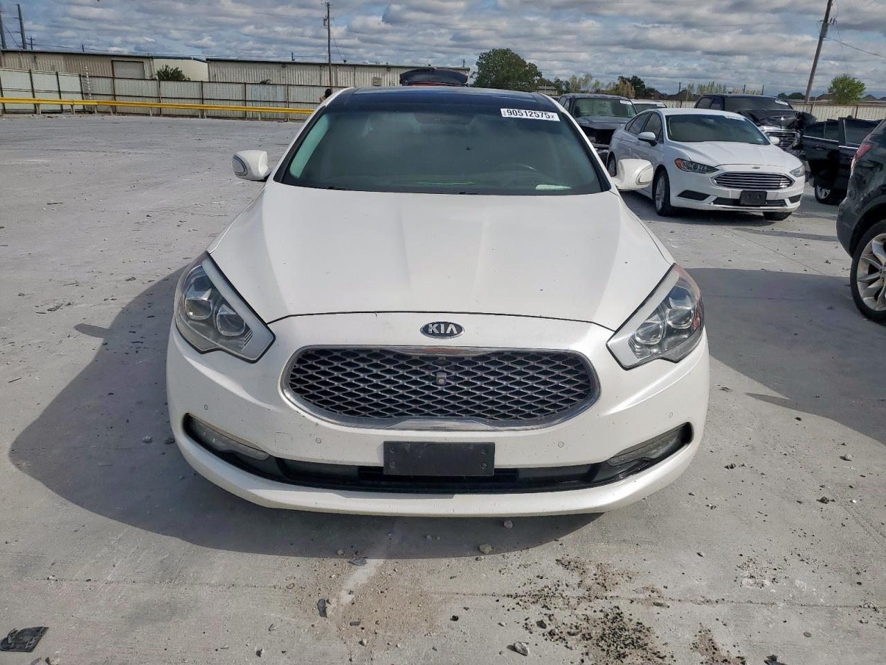 2015 KIA K900
