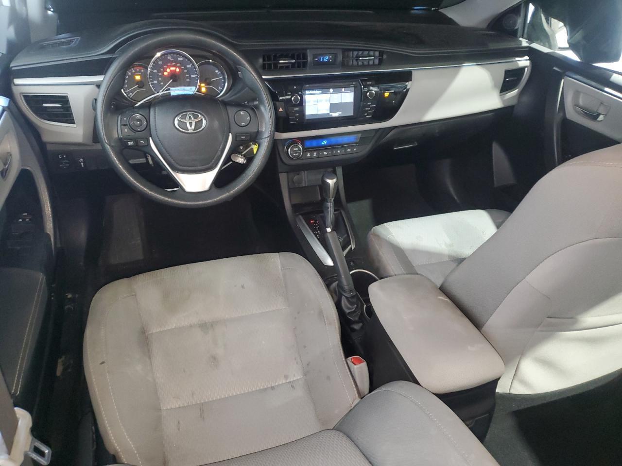 2015 TOYOTA COROLLA