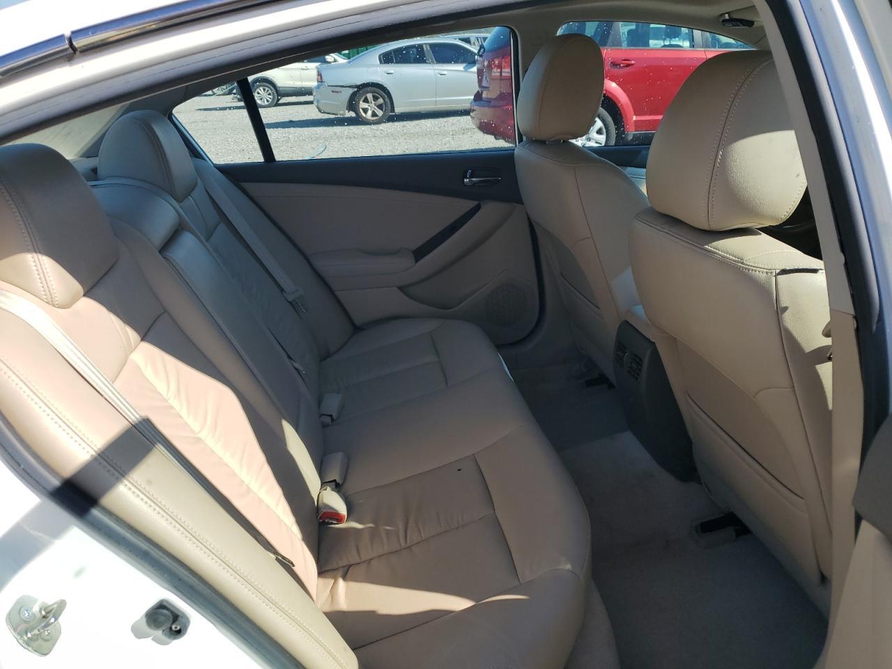 2011 NISSAN ALTIMA