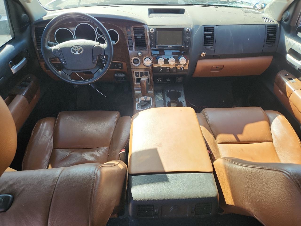 2011 TOYOTA TUNDRA