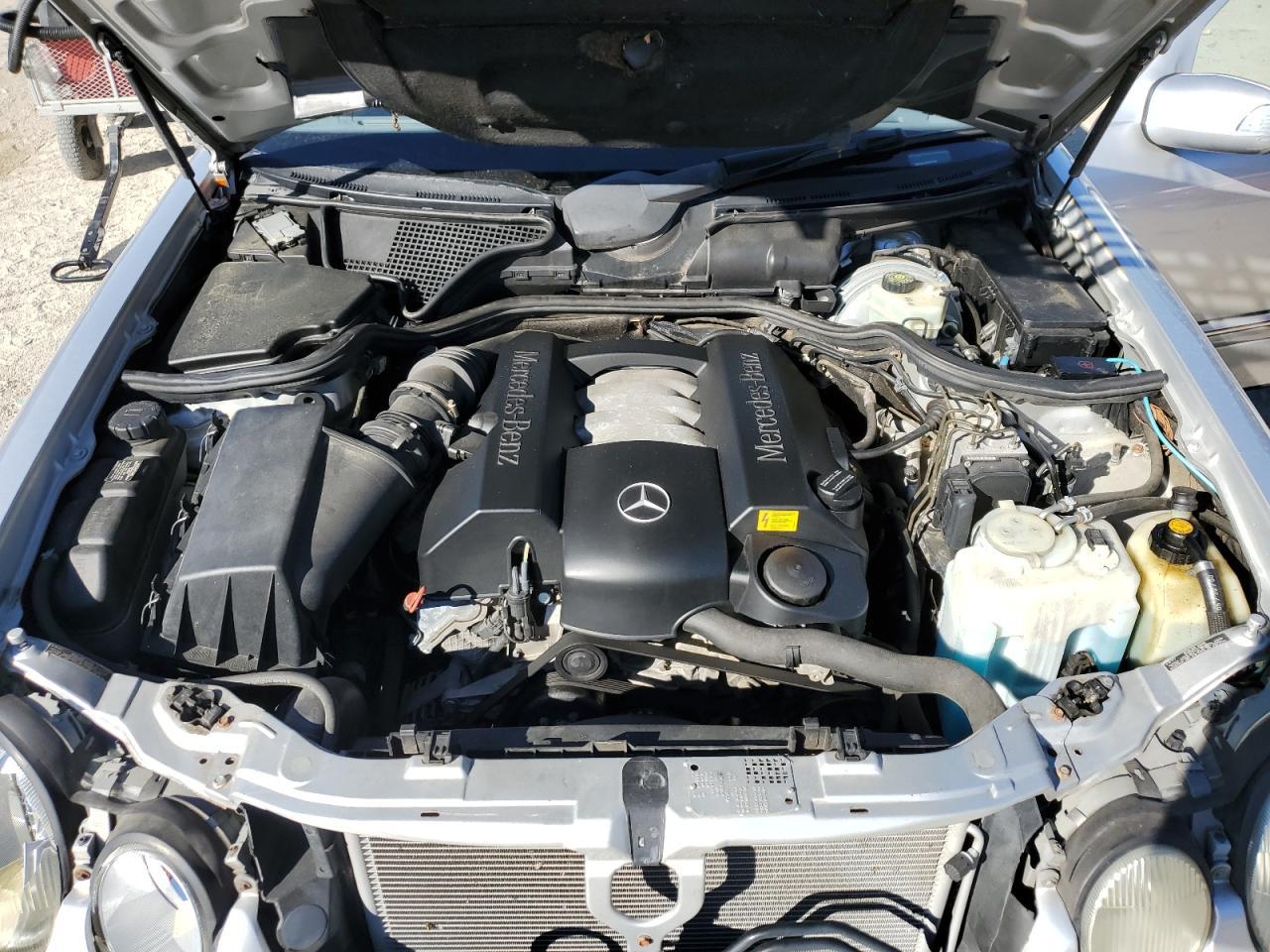 2001 MERCEDES-BENZ E-Class