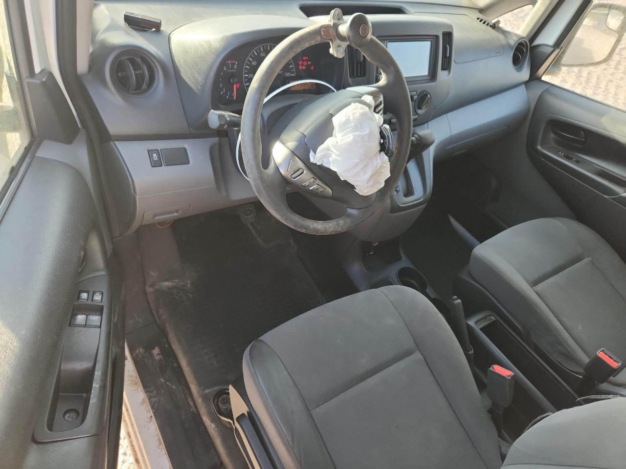2020 NISSAN NV 200