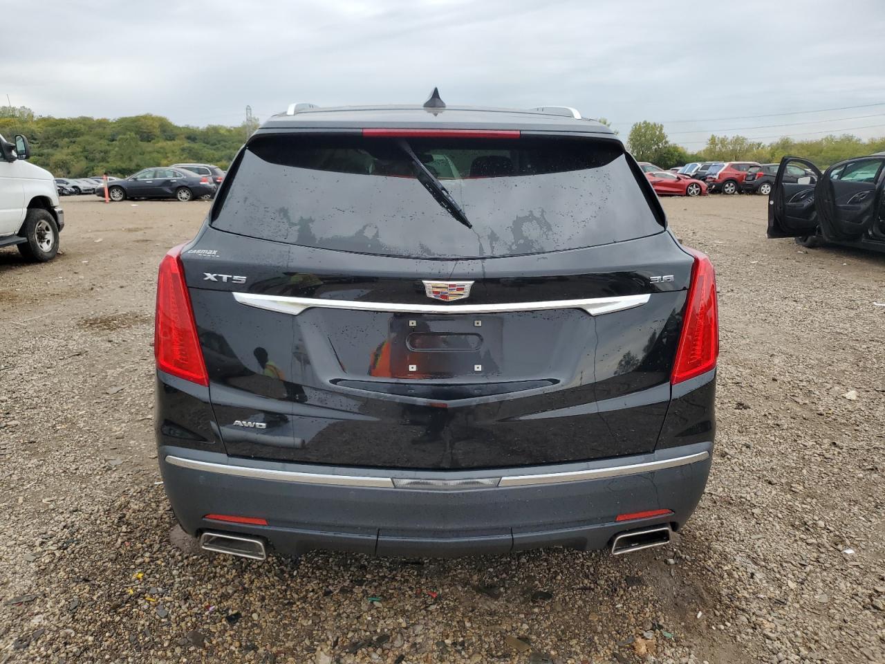 2017 CADILLAC XT5