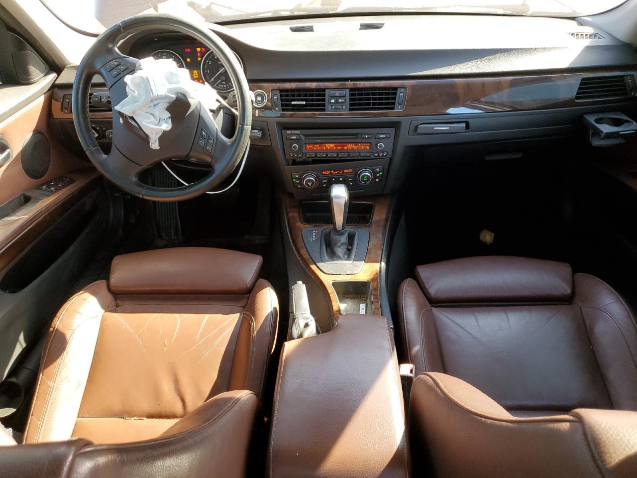 2011 BMW 3 SERIES