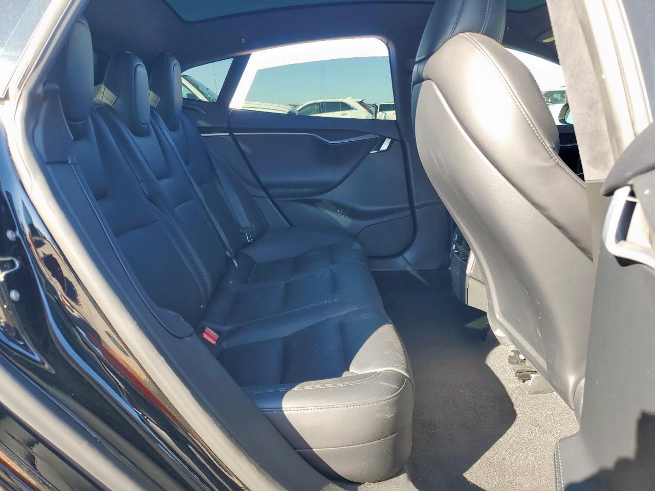 2020 TESLA MODEL S