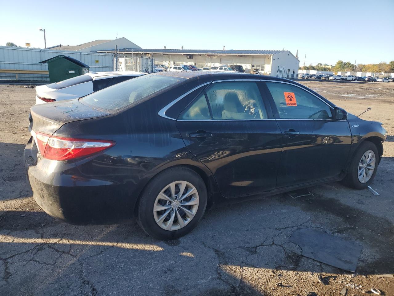 2016 TOYOTA CAMRY