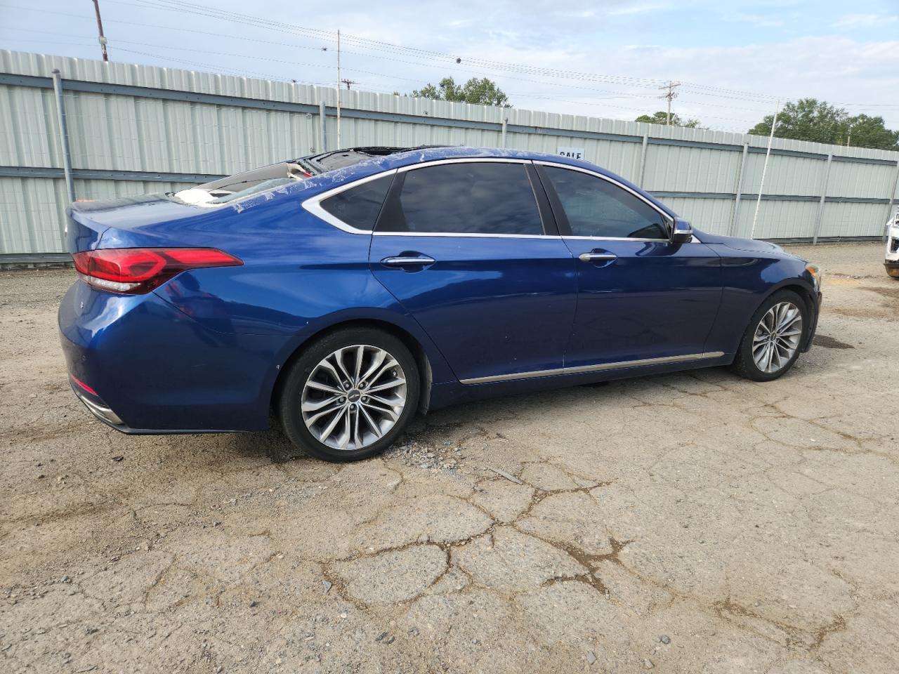 2015 HYUNDAI GENESIS