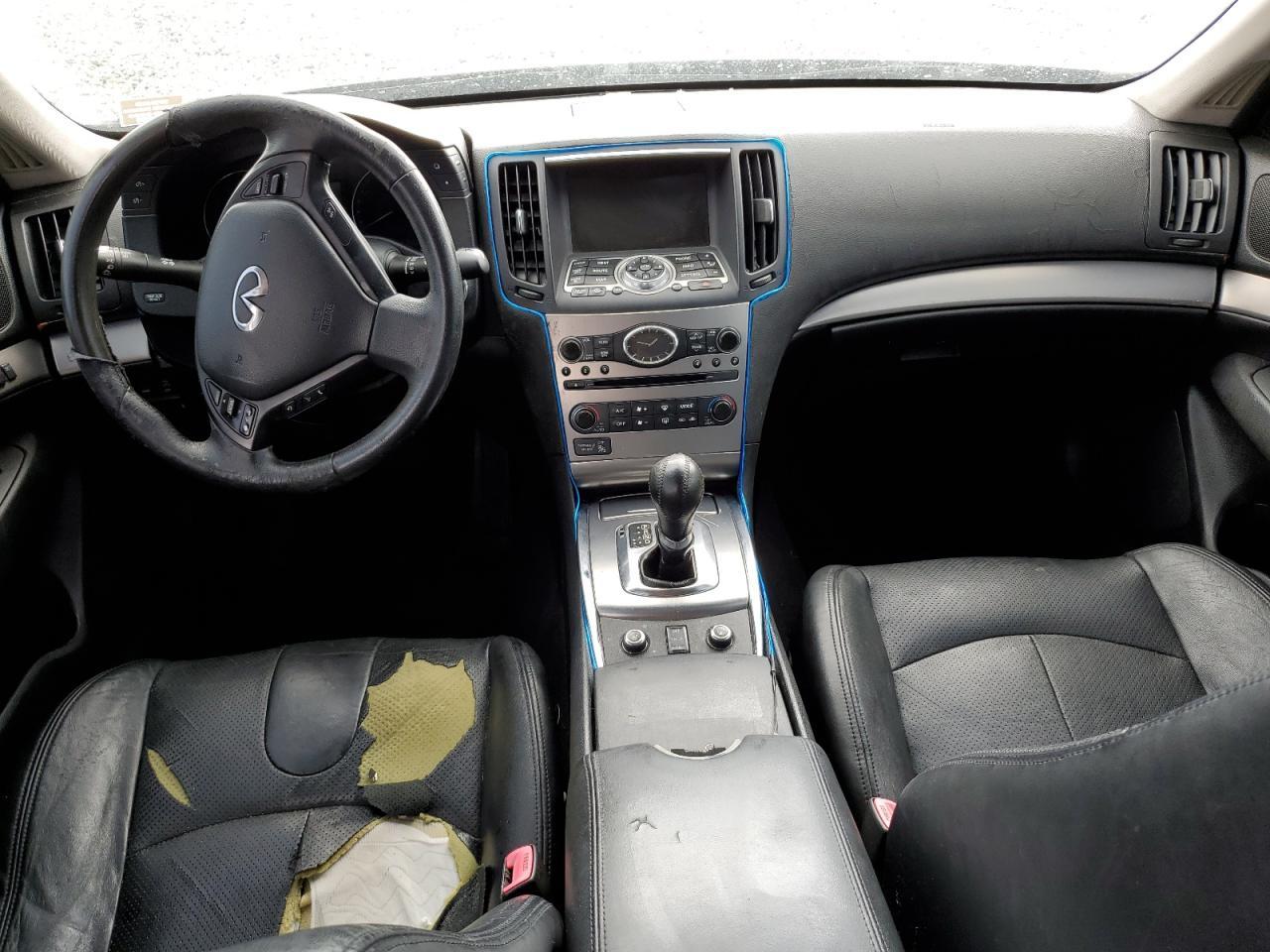 2011 INFINITI G37