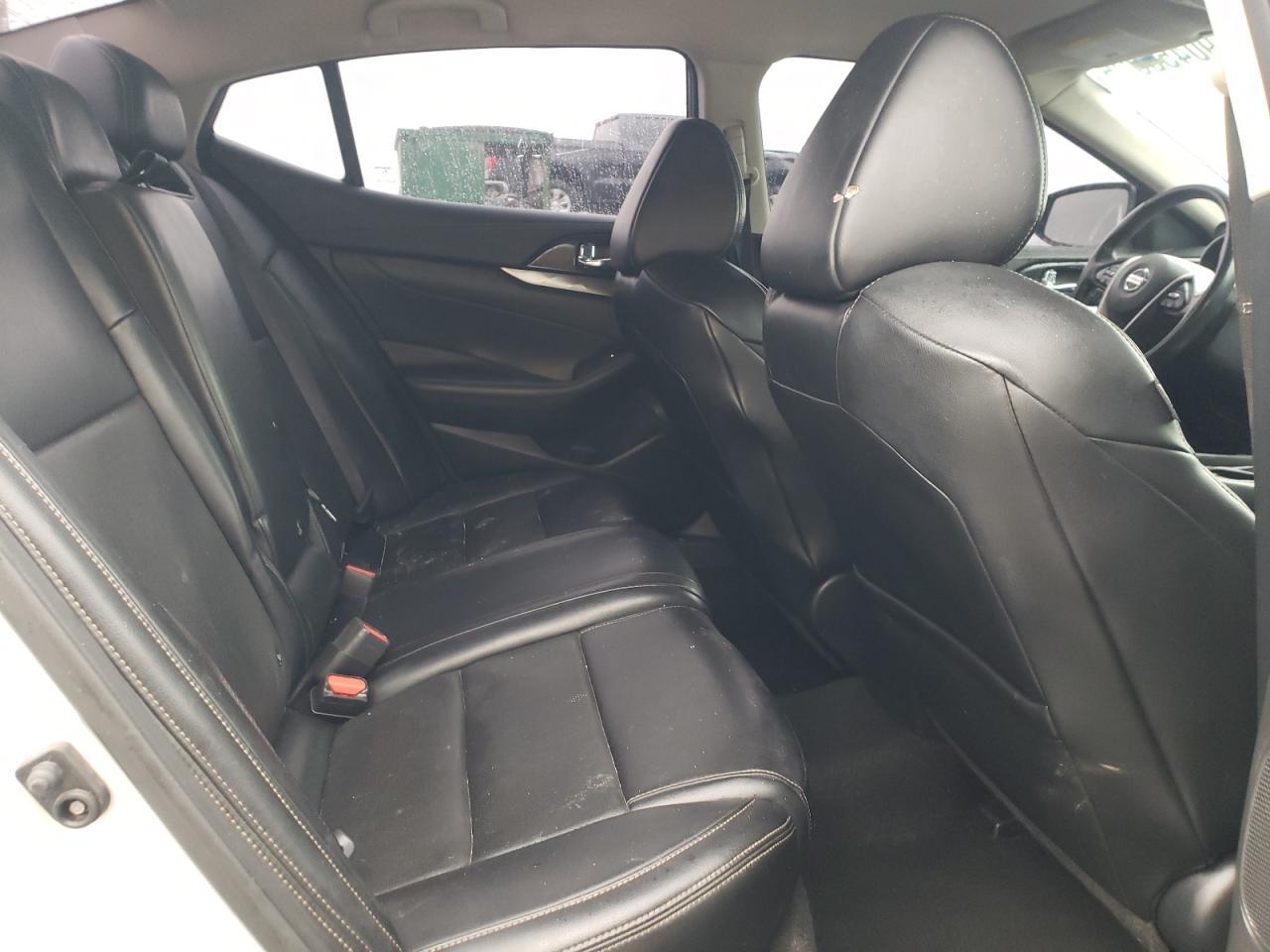 2019 NISSAN Maxima