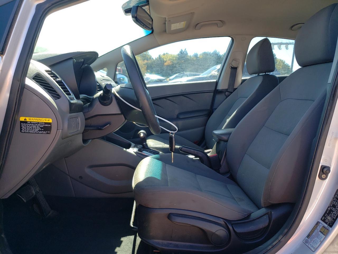 2017 KIA FORTE