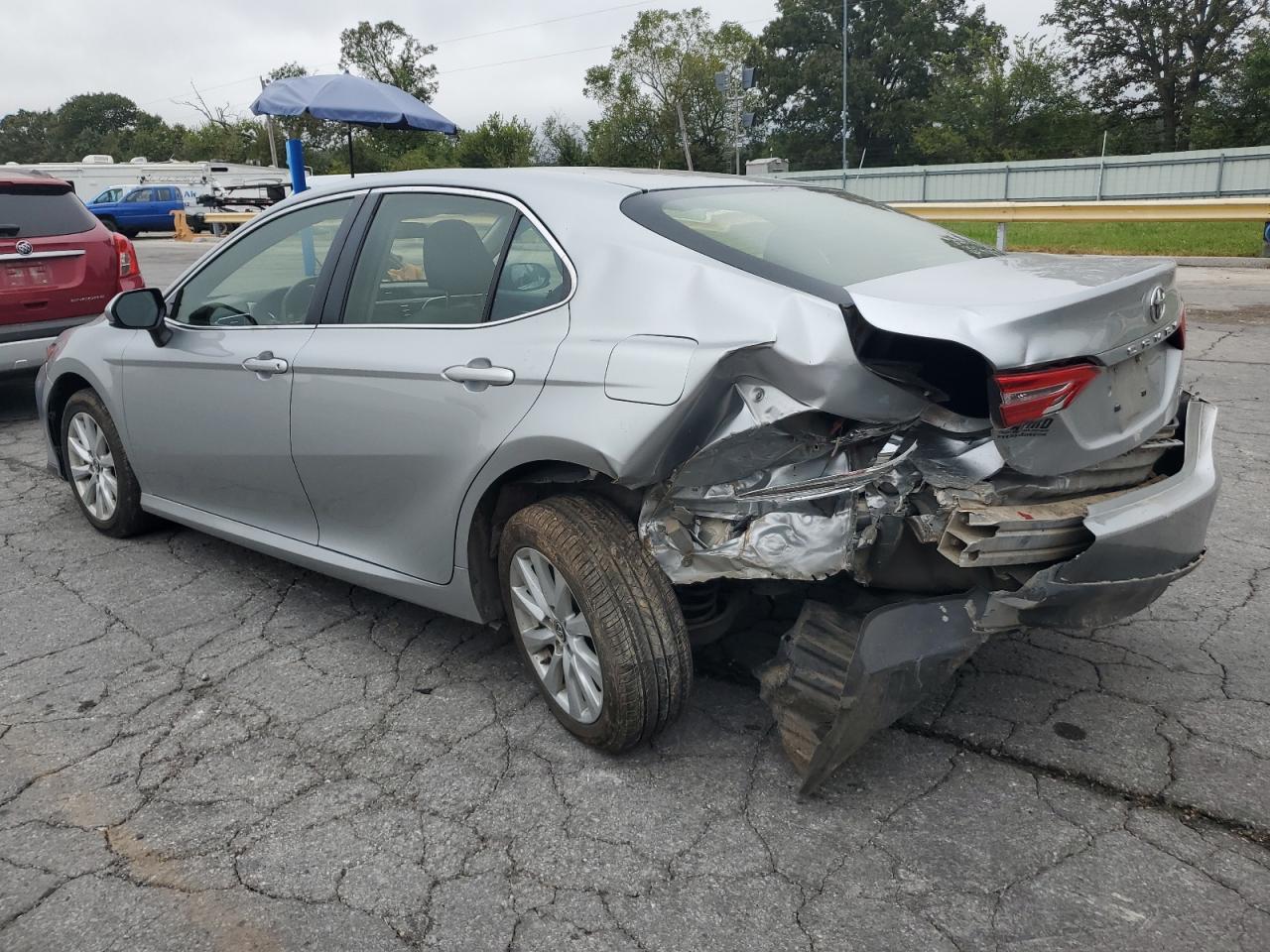 2018 TOYOTA CAMRY