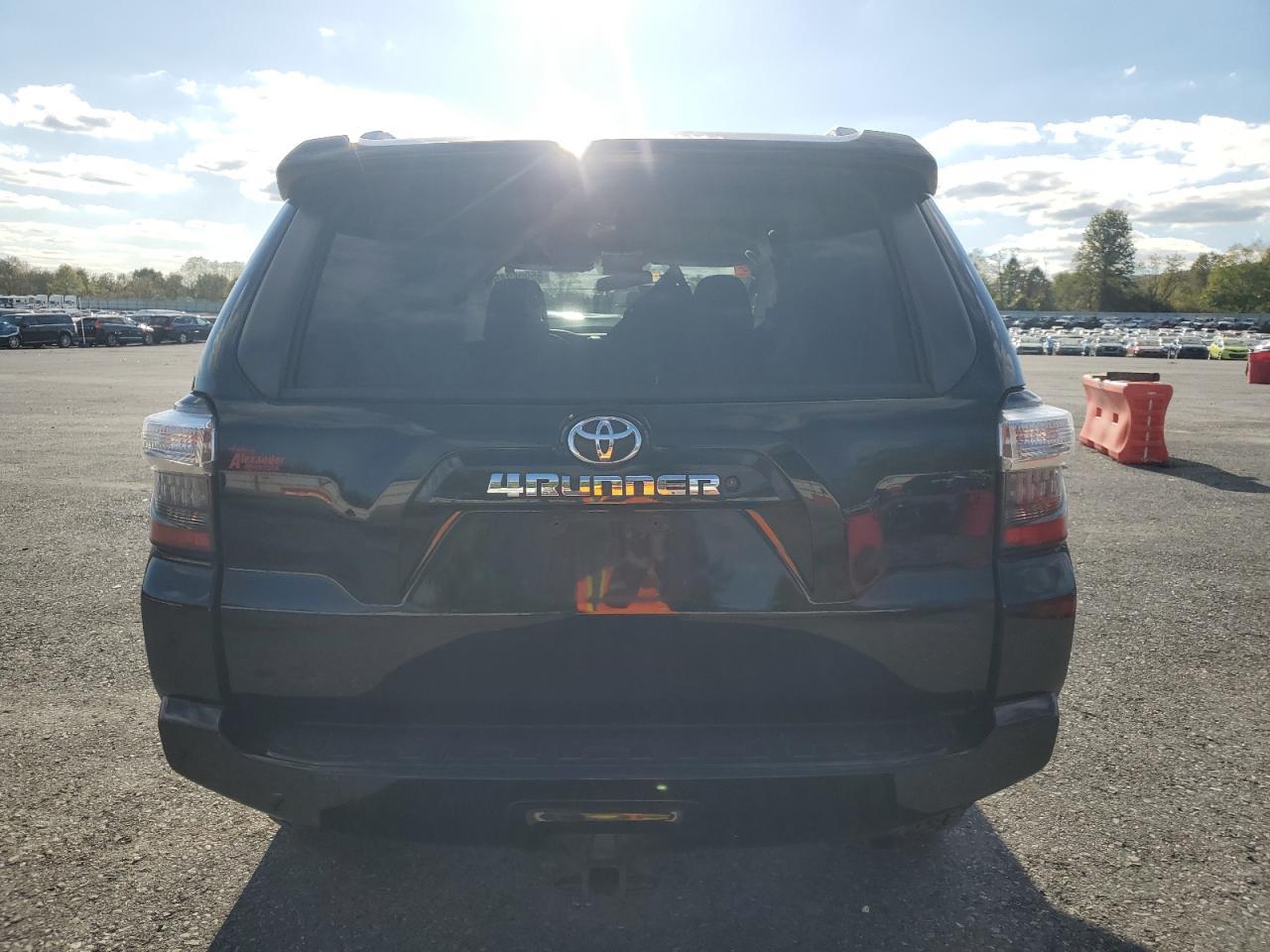 2014 TOYOTA 4Runner