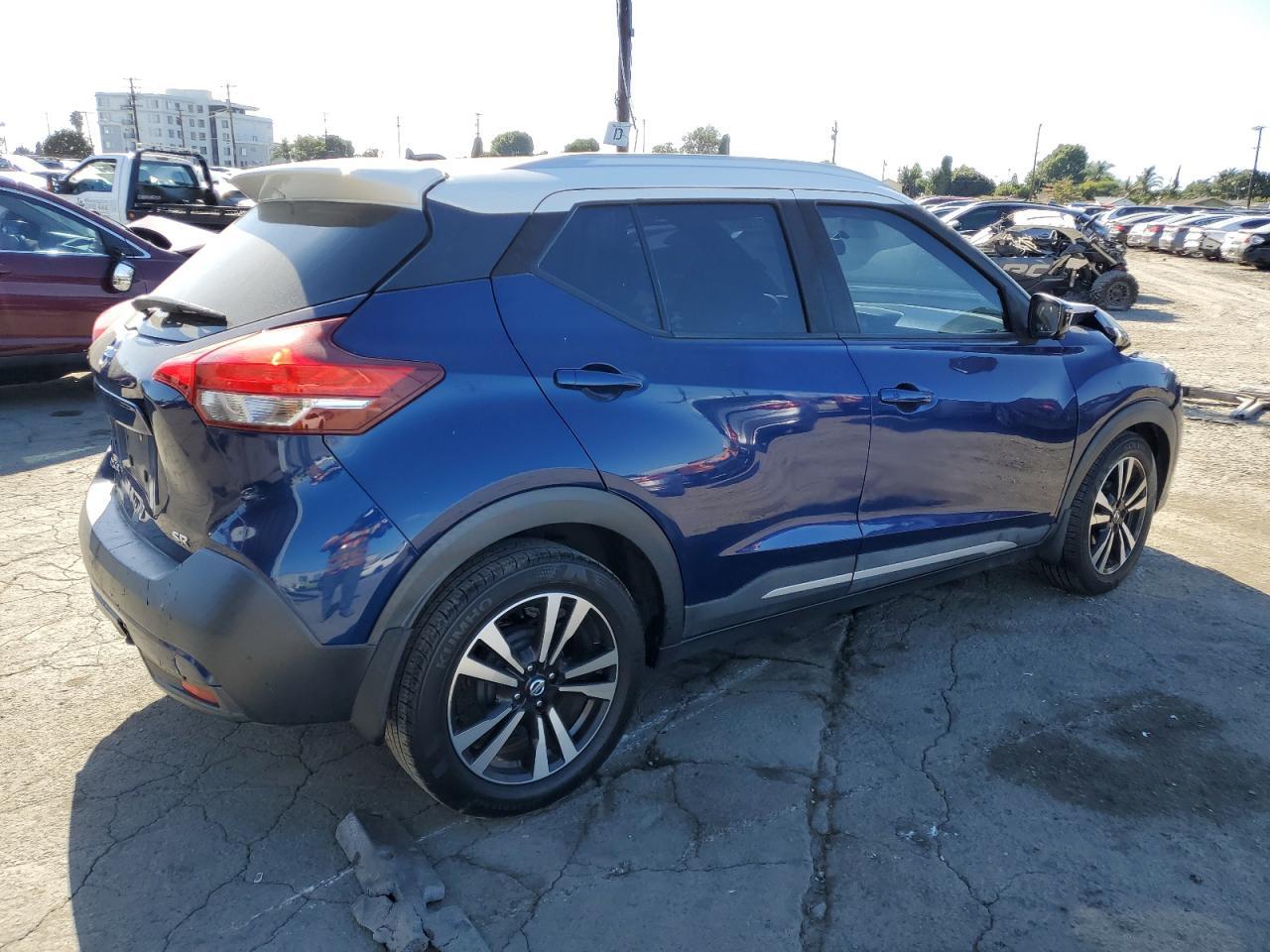 2018 NISSAN KICKS