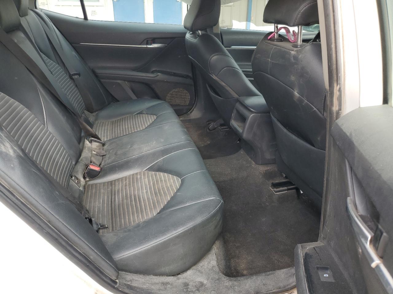 2019 TOYOTA CAMRY