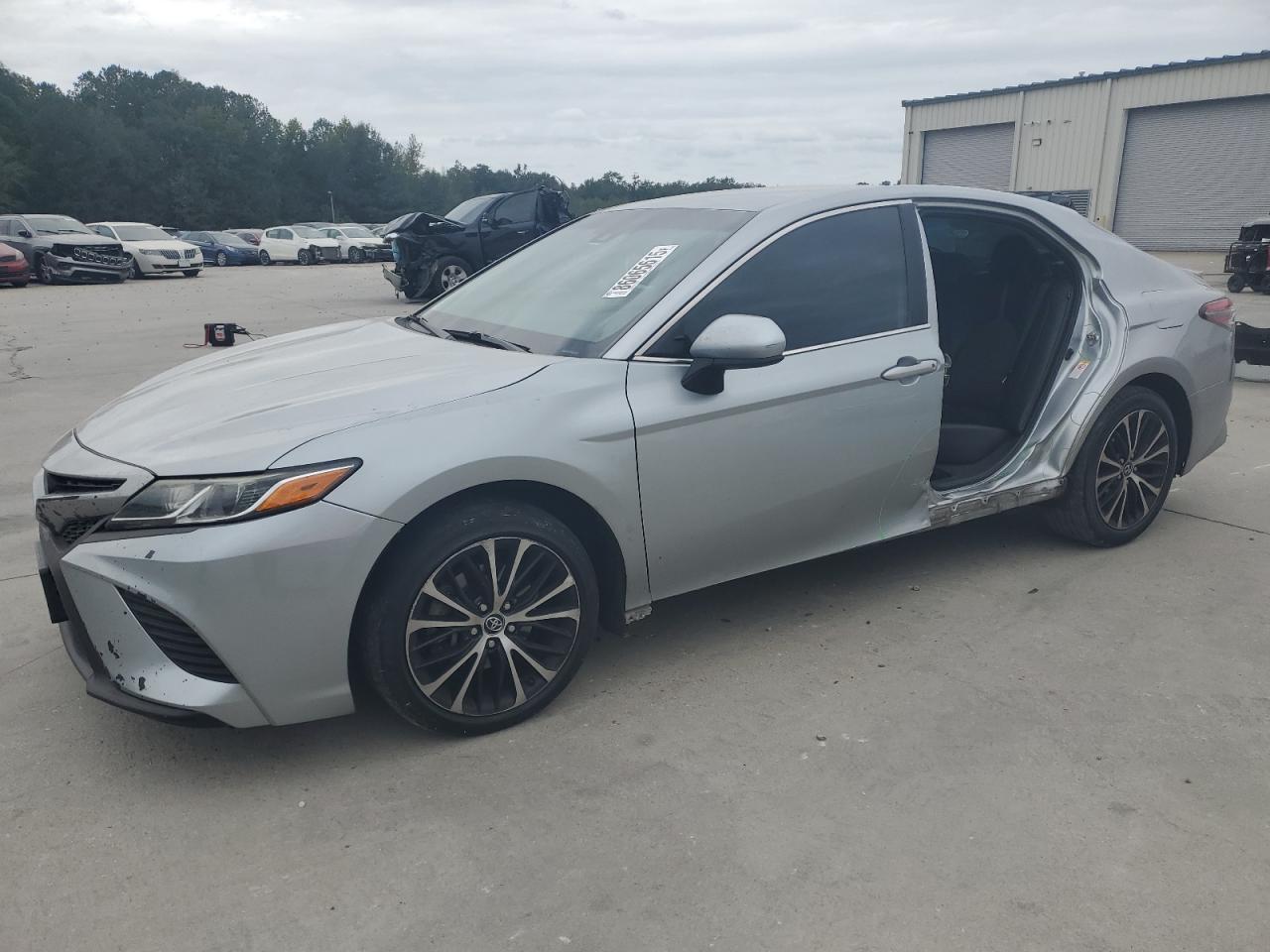 2018 TOYOTA CAMRY
