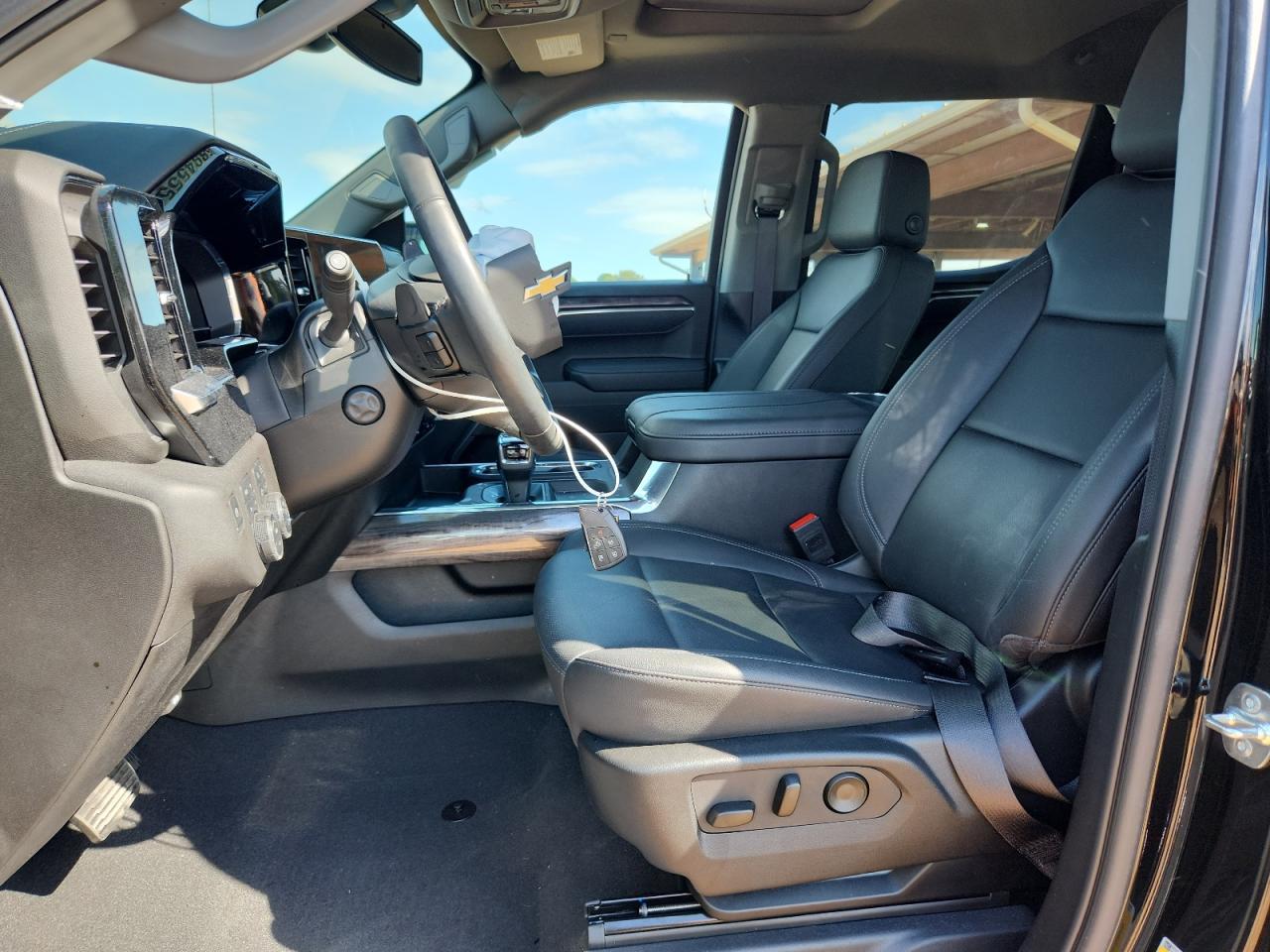 2025 CHEVROLET Silverado