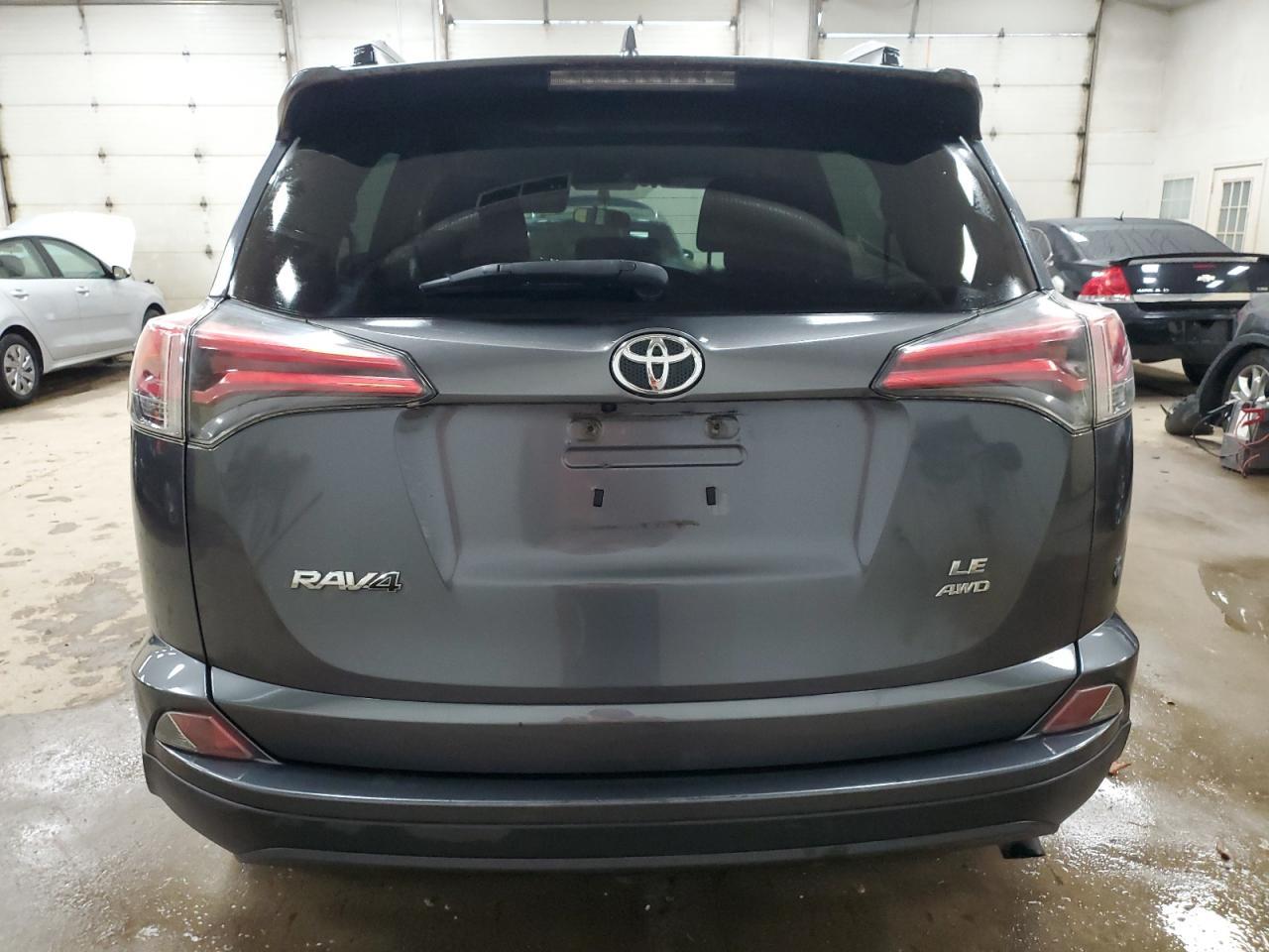 2016 TOYOTA RAV4