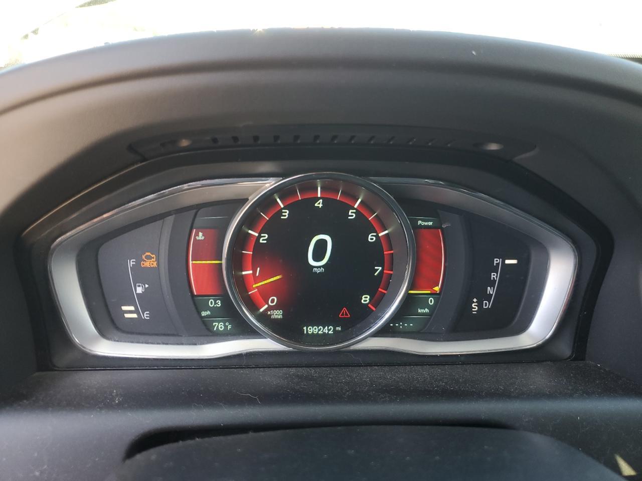 2014 VOLVO XC60