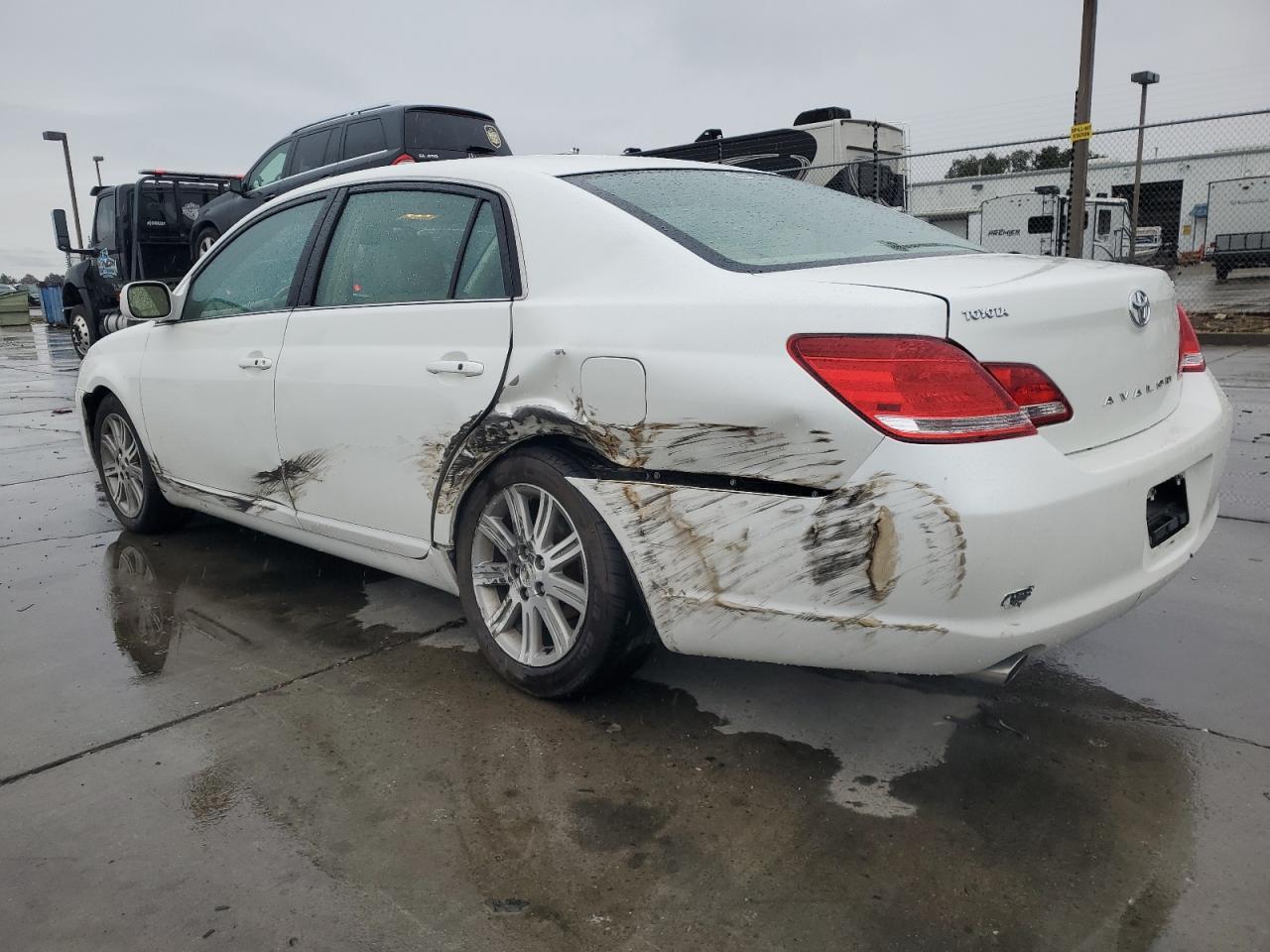 2006 TOYOTA Avalon