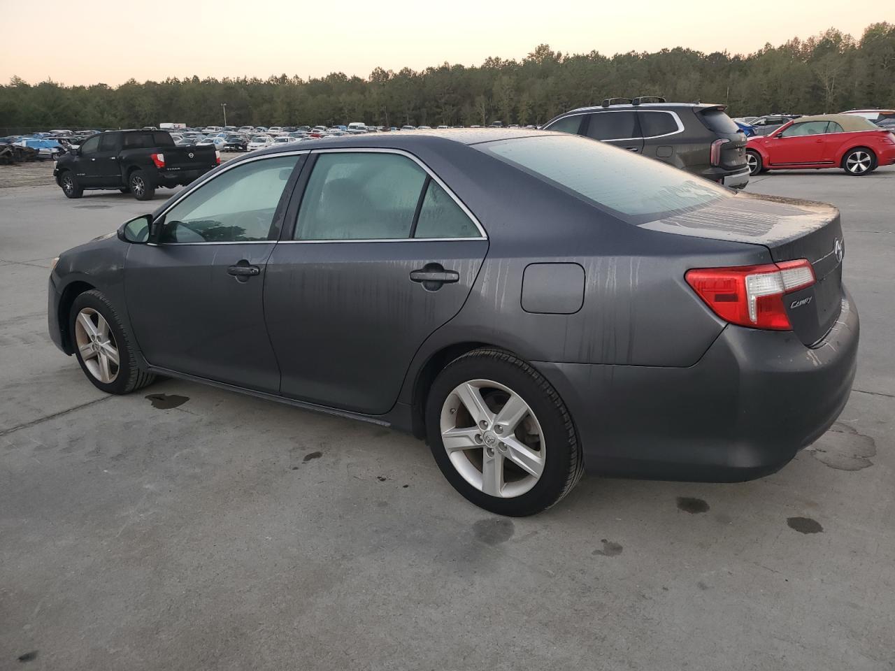 2014 TOYOTA CAMRY