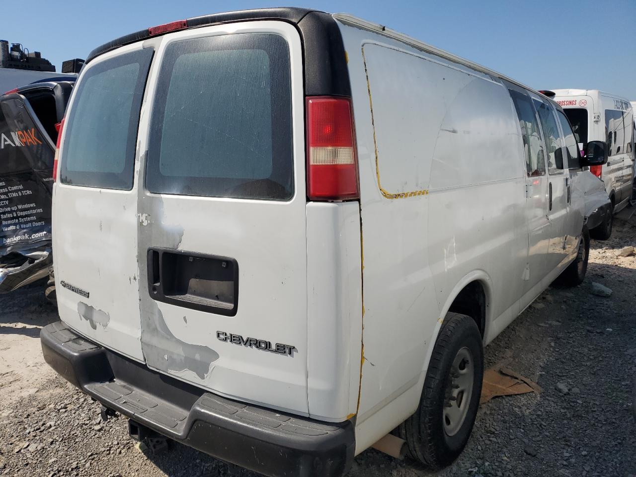 2006 CHEVROLET EXPRESS 2500