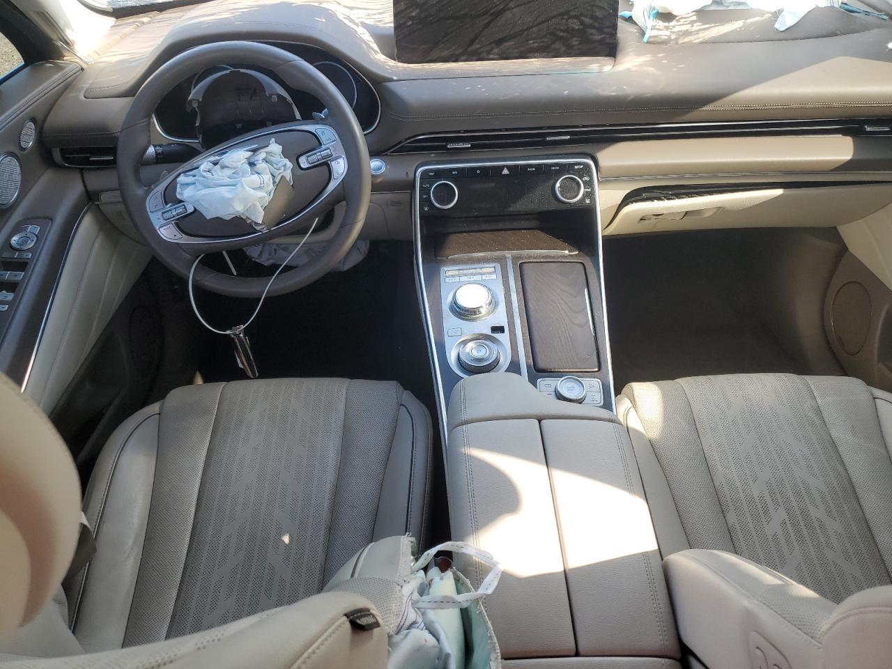 2023 GENESIS GV80